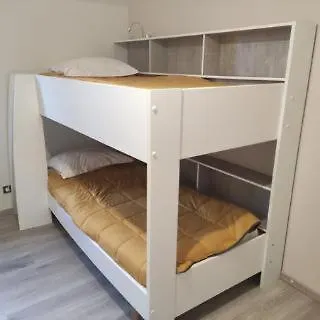 Titi De La Lisathi * Palmas d'Aveyron