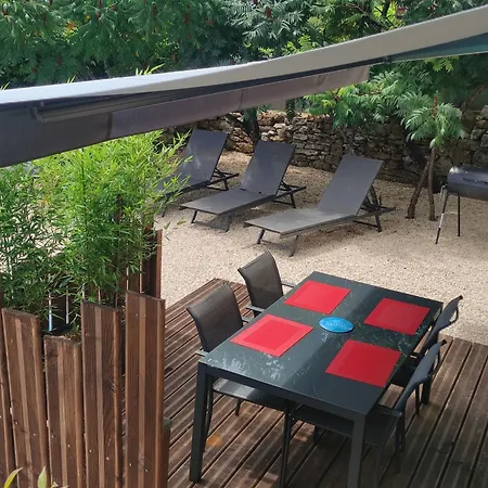 Titi De La Lisathi * Palmas d'Aveyron