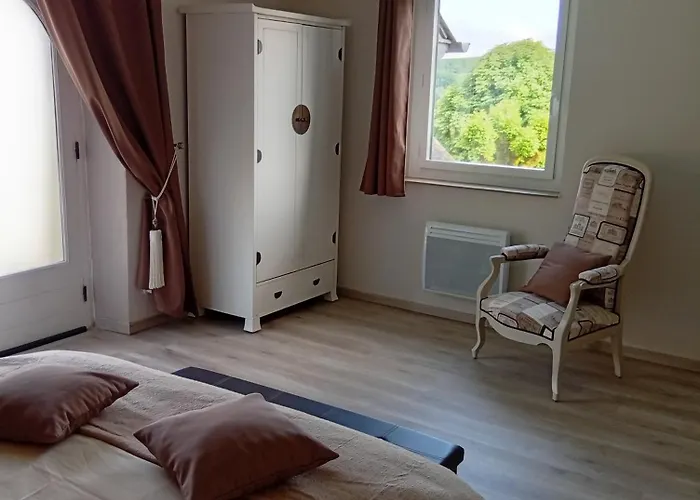 Titi De La Lisathi *